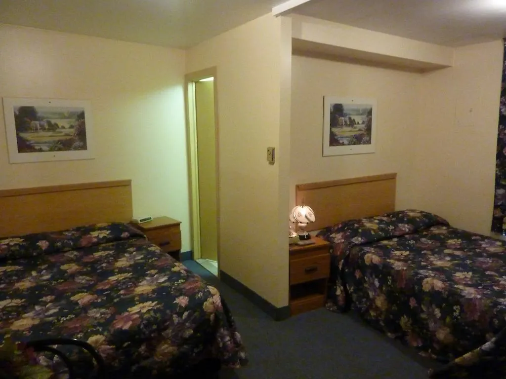 Hotel Viger Montreal 2*,